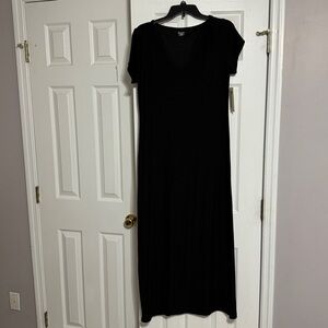 No Boundaries Black Sleeveless Maxi Dress